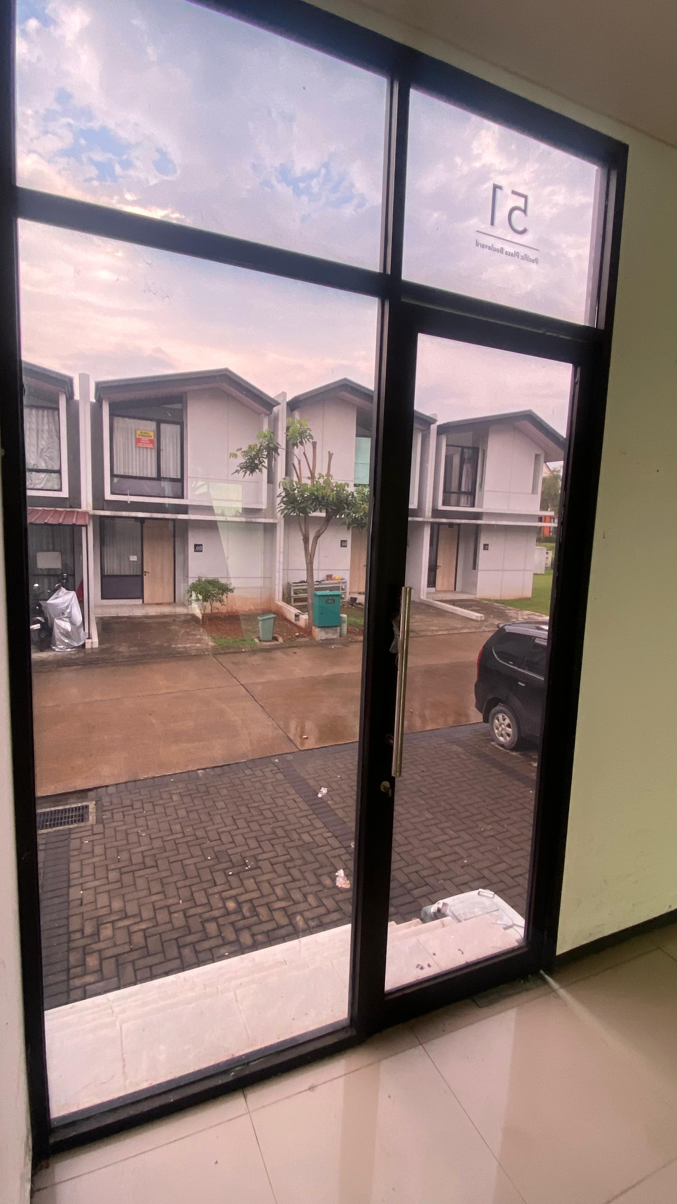 Ruko Disewakan di Rolling Hills Lippo Karawang
